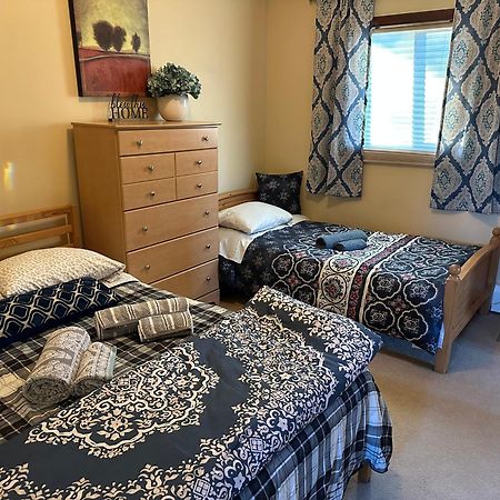 Wow!! Ultimate Pocono Retreat, Hot Tub, Game Room, Deck, Lakes, Skiing, Pools Long Pond Eksteriør billede