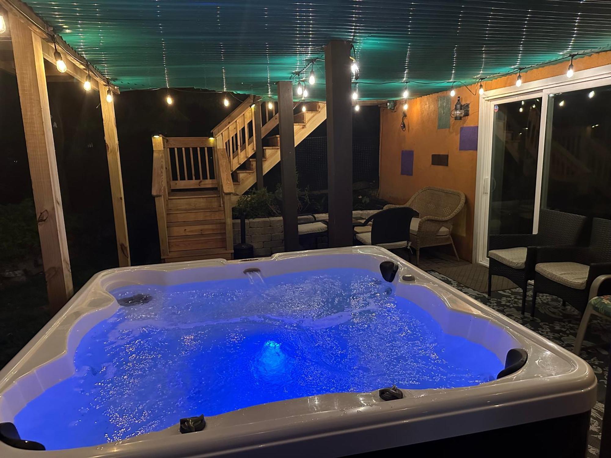 Wow!! Ultimate Pocono Retreat, Hot Tub, Game Room, Deck, Lakes, Skiing, Pools Long Pond Eksteriør billede